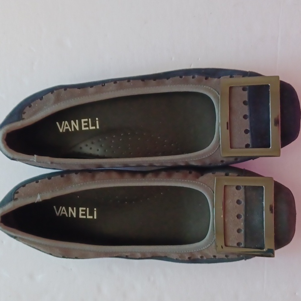 Vaneli flats size 6m square toe pilgrim buckle cushioned for comfort